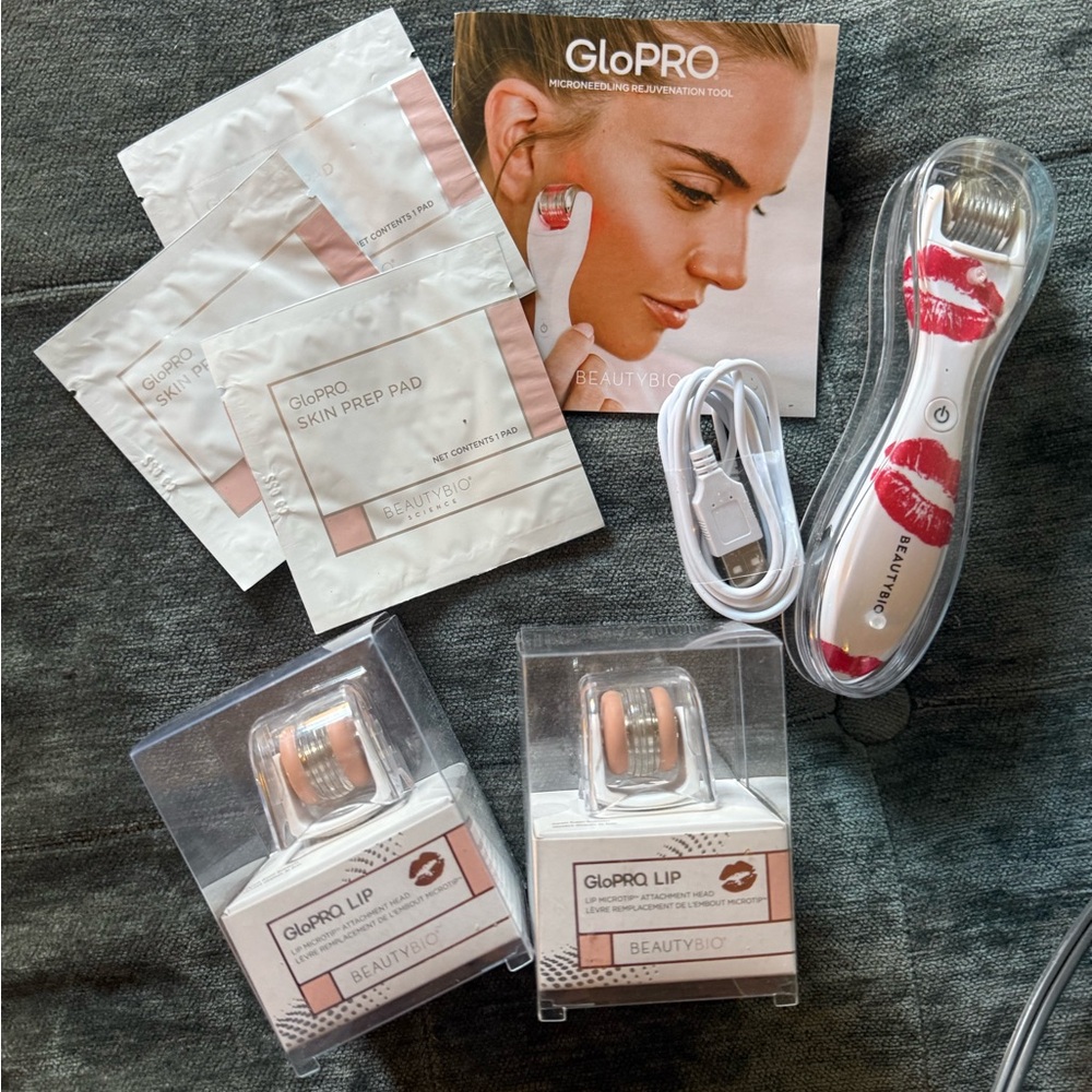 GloPRO Microneedling Rejuvenating Tool Kit NEW